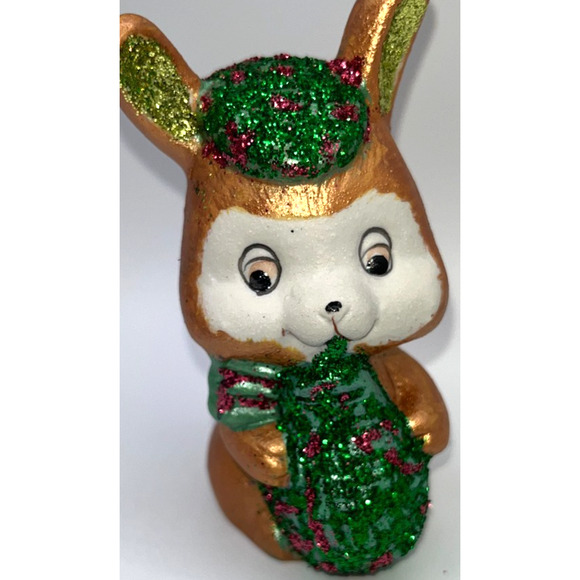 Vintage Ceramic Scottish Bunny Rabbit Playing Bagpipes Red Green Hat Rare OOAK - Picture 2 of 16